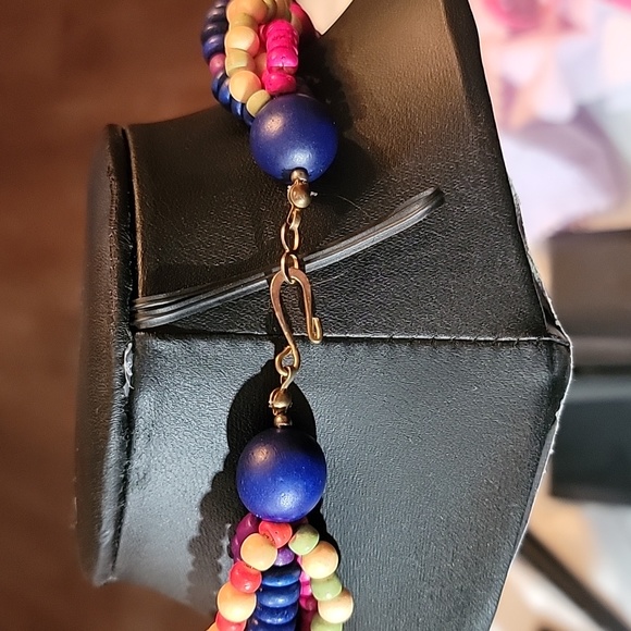 Twisted Wooden Colorful Bead Necklace - Picture 3 of 4